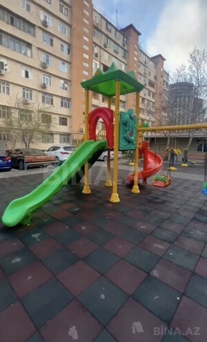 Продаётся 4-комн. вторичка 100 м², пос. Бакиханова, photo 1 from 16