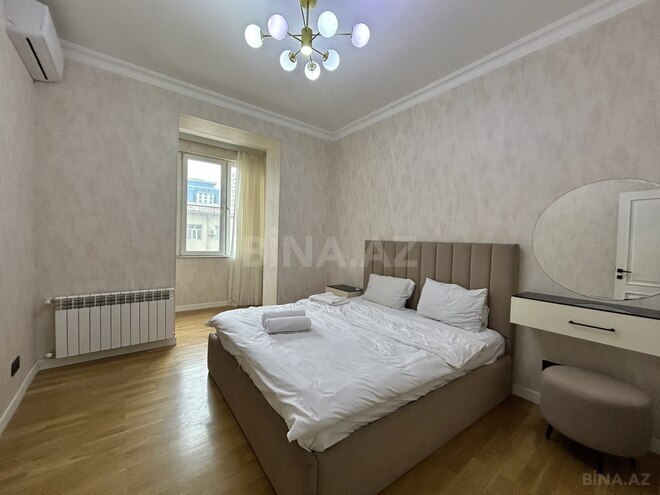 İcarəyə verilir 3 otaqlı köhnə tikili 95 m², Sahil m., photo 11 from 26