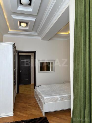Satılır 2 otaqlı köhnə tikili 60 m², İnşaatçılar m., photo 5 from 8