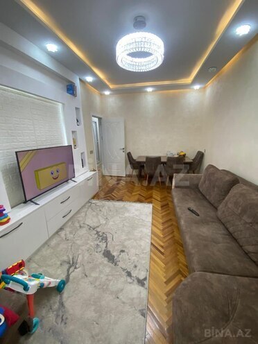 Satılır 3 otaqlı köhnə tikili 90 m², Nəsimi m., photo 1 from 12