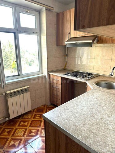 Продаётся 3-комн. вторичка 80 м², м. Нефтчиляр, photo 4 from 7
