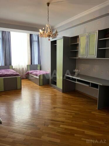Сдаётся 3-комн. новостройка 142 м², м. 8 ноября, photo 11 from 14