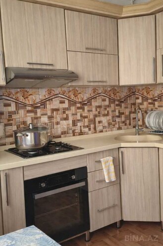 Продаётся 3-комн. вторичка 80 м², пос. Бакиханова, photo 12 from 16