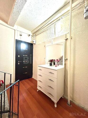 Satılır 3 otaqlı köhnə tikili 70 m², M.Ə.Rəsulzadə q., photo 5 from 10