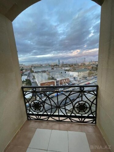 Сдаётся 3-комн. новостройка 120 м², Хатаинский р., photo 22 from 23