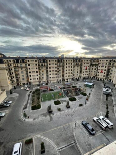 Сдаётся 3-комн. новостройка 120 м², Хатаинский р., photo 1 from 23