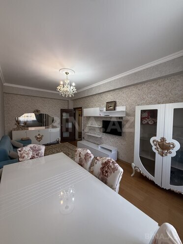 Сдаётся 2-комн. новостройка 60 м², photo 1 from 11
