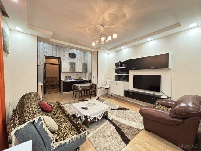 Сдаётся 2-комн. вторичка 60 м², м. Ичеришехер, photo 4 from 14