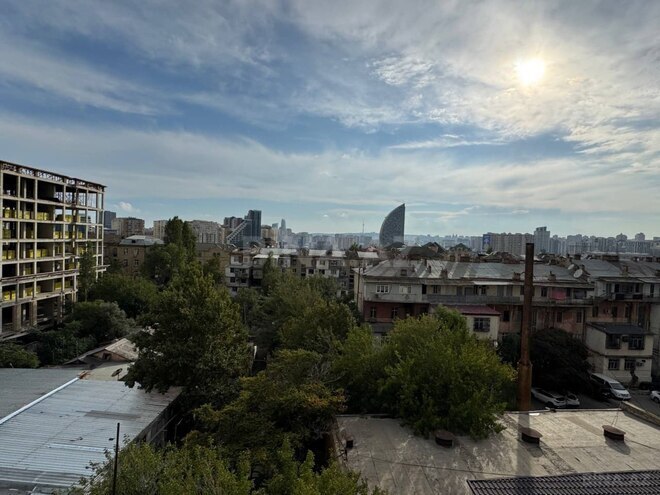 Satılır 3 otaqlı köhnə tikili 87 m², Nərimanov r., photo 21 from 24