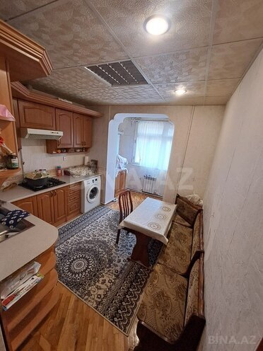 Satılır 5 otaqlı köhnə tikili 125 m², Massiv A q., photo 13 from 24