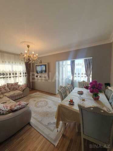 Продаётся 2-комн. вторичка 55 м², м. Ази Асланов, photo 1 from 9