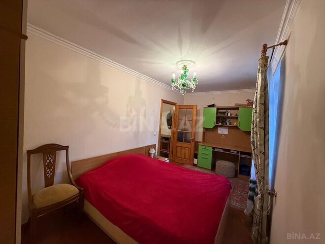 Satılır 2 otaqlı köhnə tikili 55 m², İnşaatçılar m., photo 9 from 14