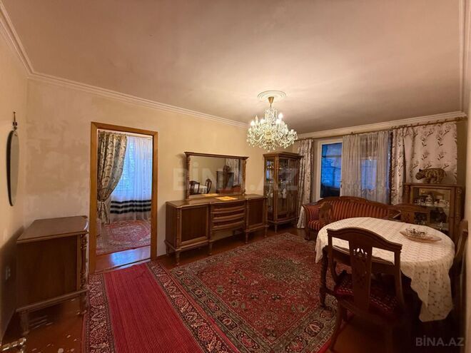 Satılır 2 otaqlı köhnə tikili 55 m², İnşaatçılar m., photo 5 from 14