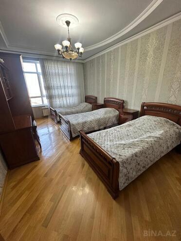 Продаётся 3-комн. новостройка 119 м², м. 8 ноября, photo 12 from 14