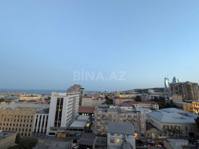 Сдаётся 2-комн. новостройка 80 м², м. Ичеришехер, photo 9 from 10