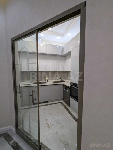 Сдаётся 2-комн. новостройка 80 м², м. Ичеришехер, photo 1 from 10