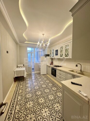 Продаётся 2-комн. новостройка 89 м², м. Элмляр Академиясы, photo 3 from 28