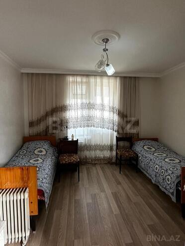 Продаётся 1-комн. вторичка 25 м², м. Элмляр Академиясы, photo 1 from 15