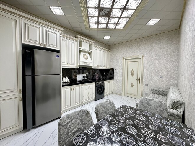 Продаётся 2-комн. новостройка 96 м², м. Нефтчиляр, photo 10 from 17