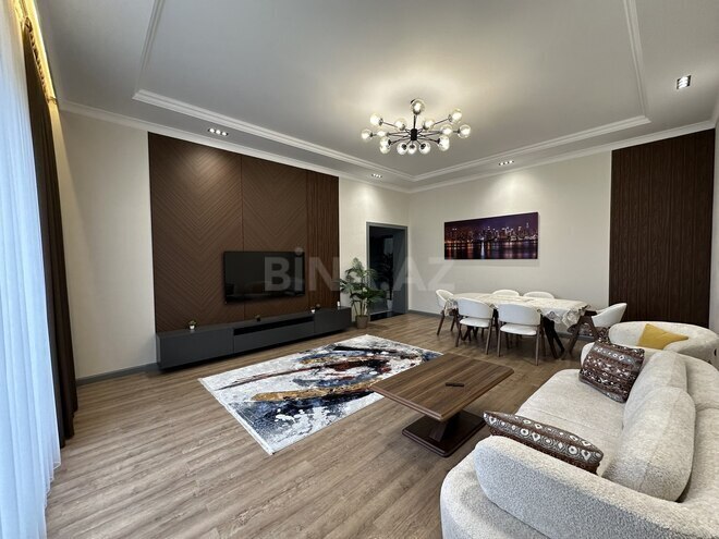 Satılır 5 otaqlı həyət evi/bağ evi 270 m², Novxanı q., photo 12 from 32