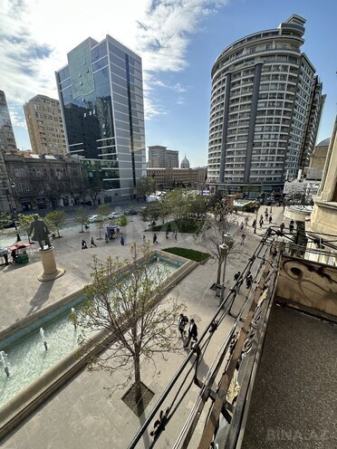 Сдаётся 2-комн. офис 80 м², м. Низами, photo 1 from 13