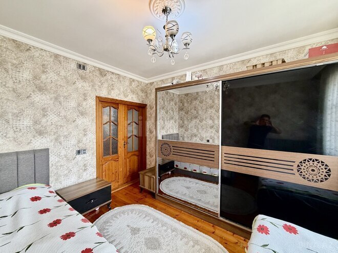 Продаётся 2-комн. вторичка 60 м², м. Халглар Достлугу, photo 13 from 23