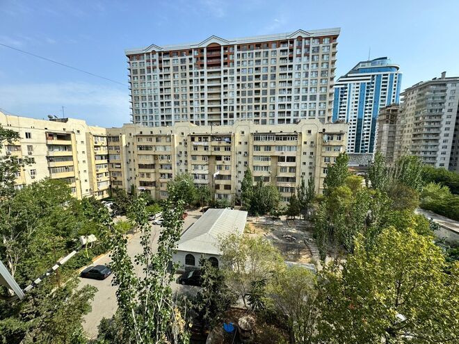 Satılır 2 otaqlı köhnə tikili 62 m², Şah İsmayıl Xətai m., photo 3 from 24