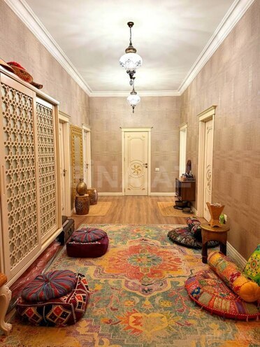 Satılır 4 otaqlı yeni tikili 160.5 m², İnşaatçılar m., photo 1 from 32