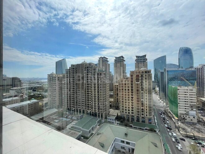 Продаётся 3-комн. новостройка 135 м², Насиминский  р., photo 3 from 19