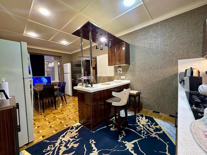 Продаётся 7-комн. дом/дача 300 м², м. Кара Караев, photo 15 from 31