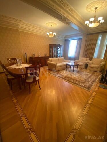 Продаётся 4-комн. новостройка 170 м², м. Элмляр Академиясы, photo 1 from 24