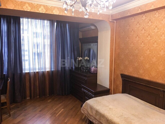 Продаётся 3-комн. вторичка 100 м², м. 28 мая, photo 8 from 20
