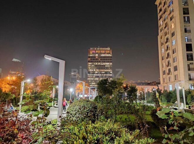 Продаётся 3-комн. вторичка 100 м², м. 28 мая, photo 1 from 20