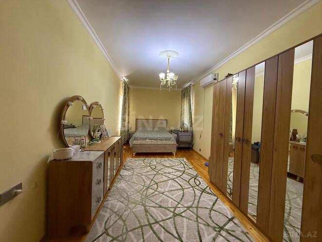 Satılır 4 otaqlı köhnə tikili 250 m², Yasamal r., photo 15 from 26