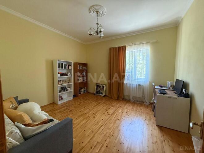 Satılır 4 otaqlı köhnə tikili 250 m², Yasamal r., photo 19 from 26
