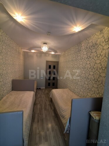 Продаётся 3-комн. вторичка 90 м², м. Нефтчиляр, photo 12 from 20