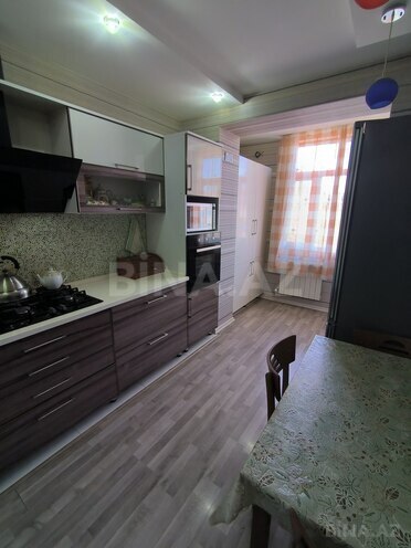 Продаётся 3-комн. вторичка 90 м², м. Нефтчиляр, photo 18 from 20