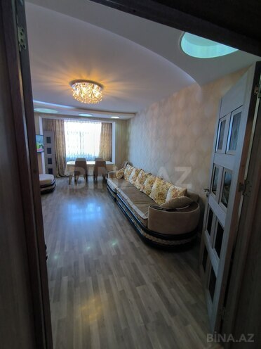 Продаётся 3-комн. вторичка 90 м², м. Нефтчиляр, photo 6 from 20