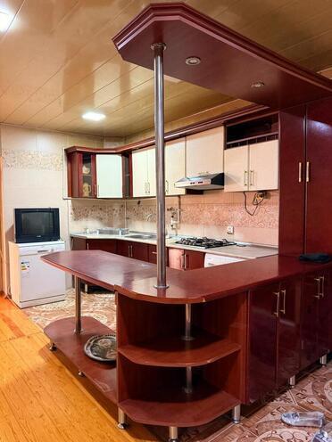 Сдаётся 3-комн. вторичка 120 м², м. Нефтчиляр, photo 12 from 30