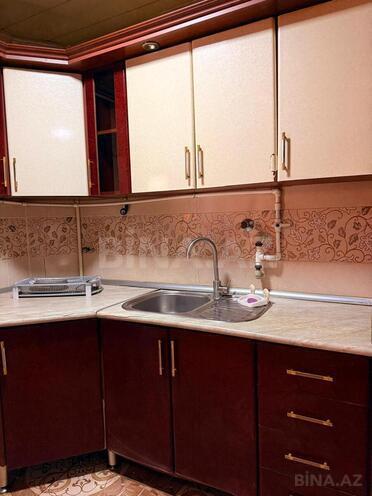 Сдаётся 3-комн. вторичка 120 м², м. Нефтчиляр, photo 13 from 30