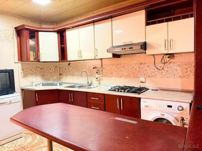 Сдаётся 3-комн. вторичка 120 м², м. Нефтчиляр, photo 22 from 30