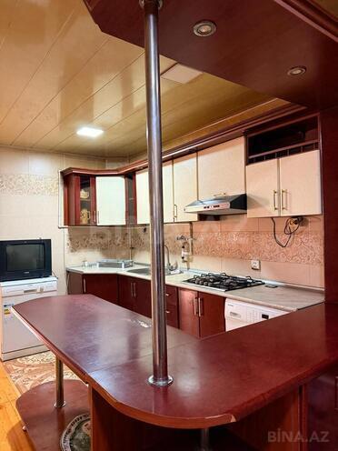 Сдаётся 3-комн. вторичка 120 м², м. Нефтчиляр, photo 17 from 30