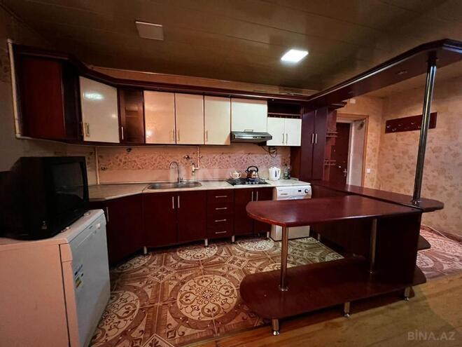 Сдаётся 3-комн. вторичка 120 м², м. Нефтчиляр, photo 25 from 30