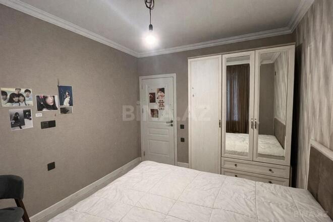 Продаётся 3-комн. вторичка 67 м², м. Ази Асланов, photo 4 from 10