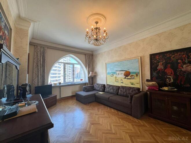 Продаётся 5-комн. вторичка 165 м², м. 28 мая, photo 1 from 26