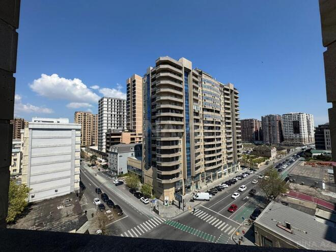 Продаётся 5-комн. вторичка 165 м², м. 28 мая, photo 23 from 26