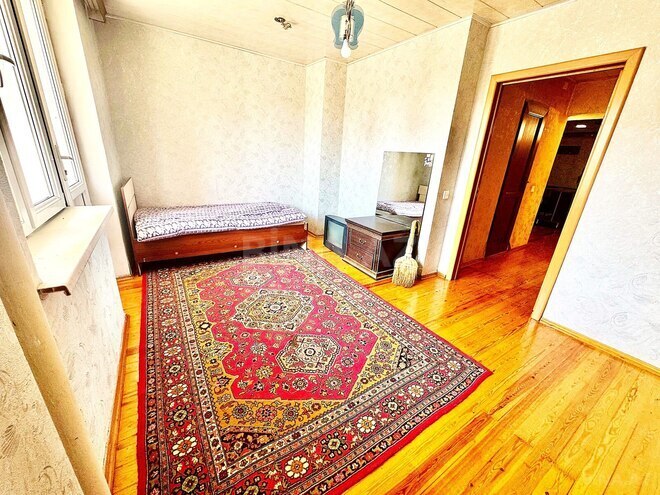 İcarəyə verilir 3 otaqlı köhnə tikili 120 m², Qara Qarayev m., photo 8 from 13