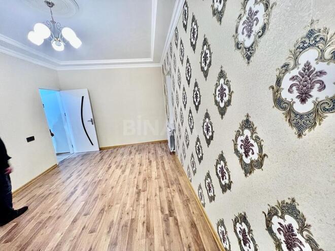 Продаётся 2-комн. вторичка 45 м², м. Иншаатчылар, photo 4 from 13