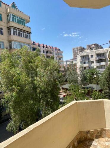 Satılır 3 otaqlı köhnə tikili 146 m², Şah İsmayıl Xətai m., photo 16 from 23