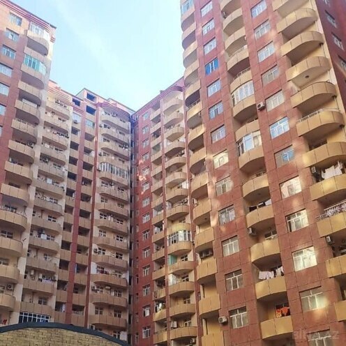 Продаётся 1-комн. новостройка 48 м², м. Иншаатчылар, photo 1 from 7